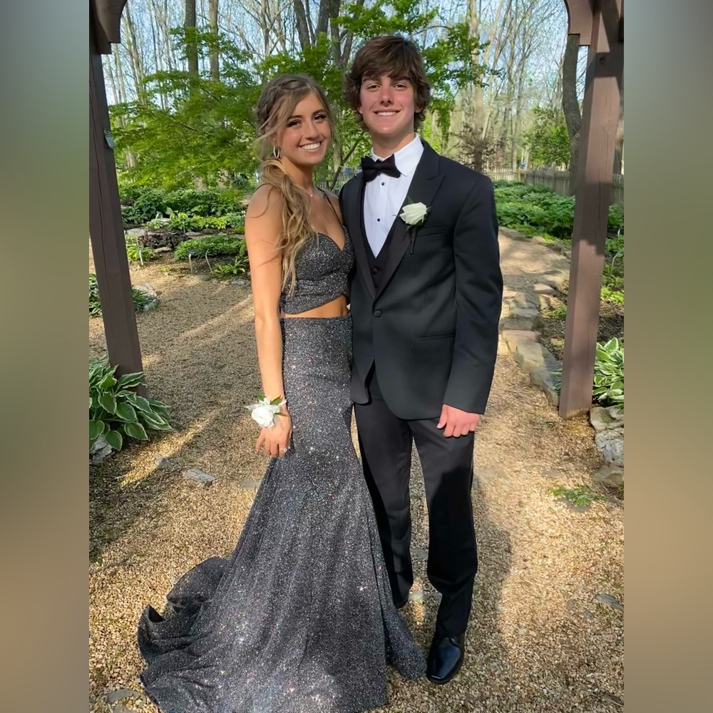 Black/Gray Sparkly Prom Dress